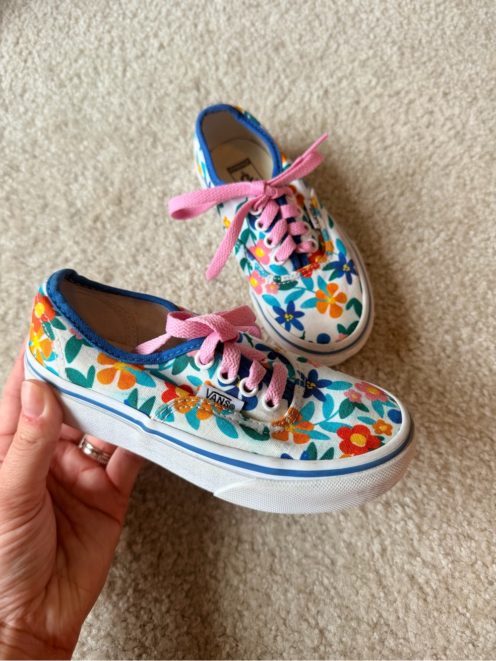 Vans off the wall kids floral multicolor low top Lace up shoes size 11.5